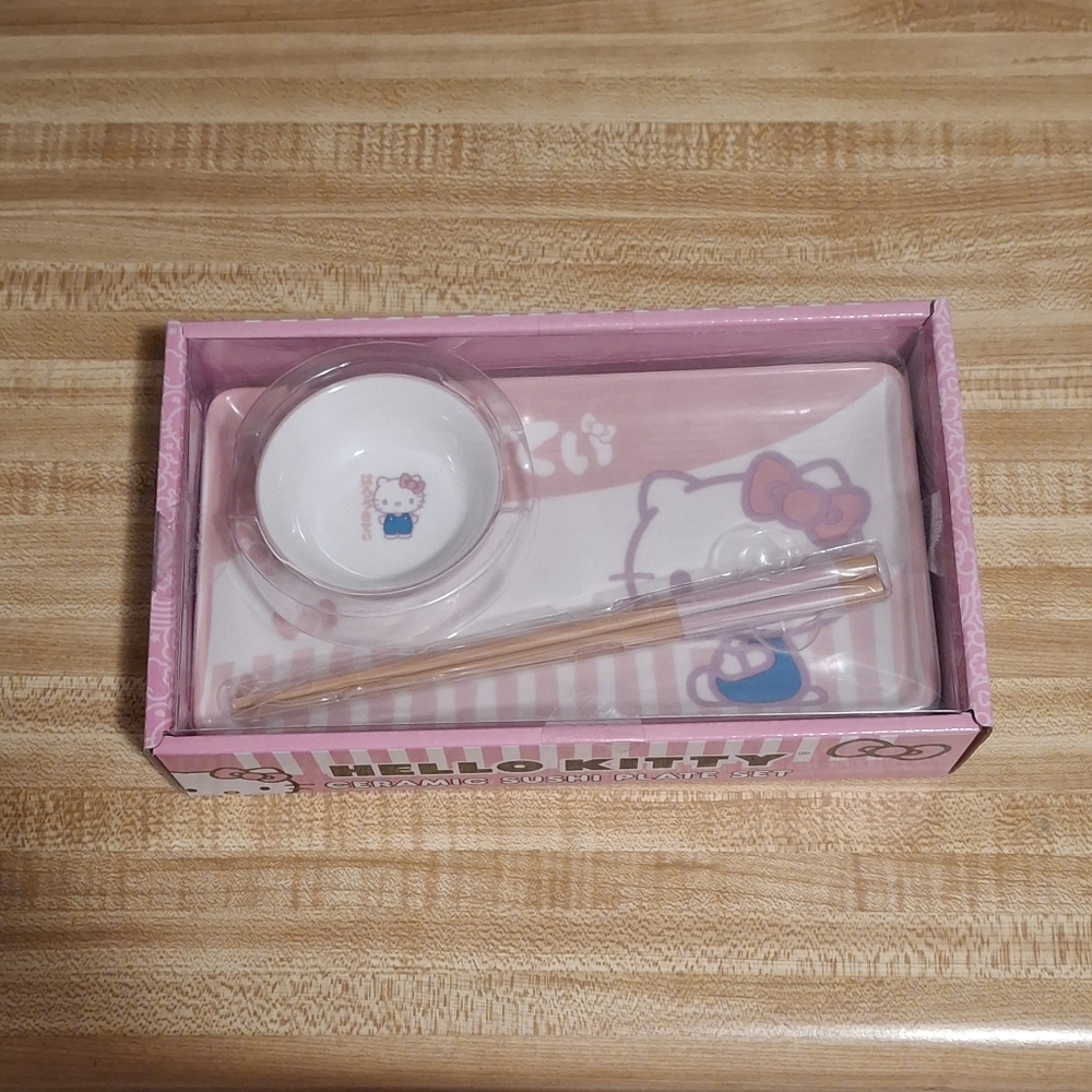 Hello Kitty Ceramic Sushi set